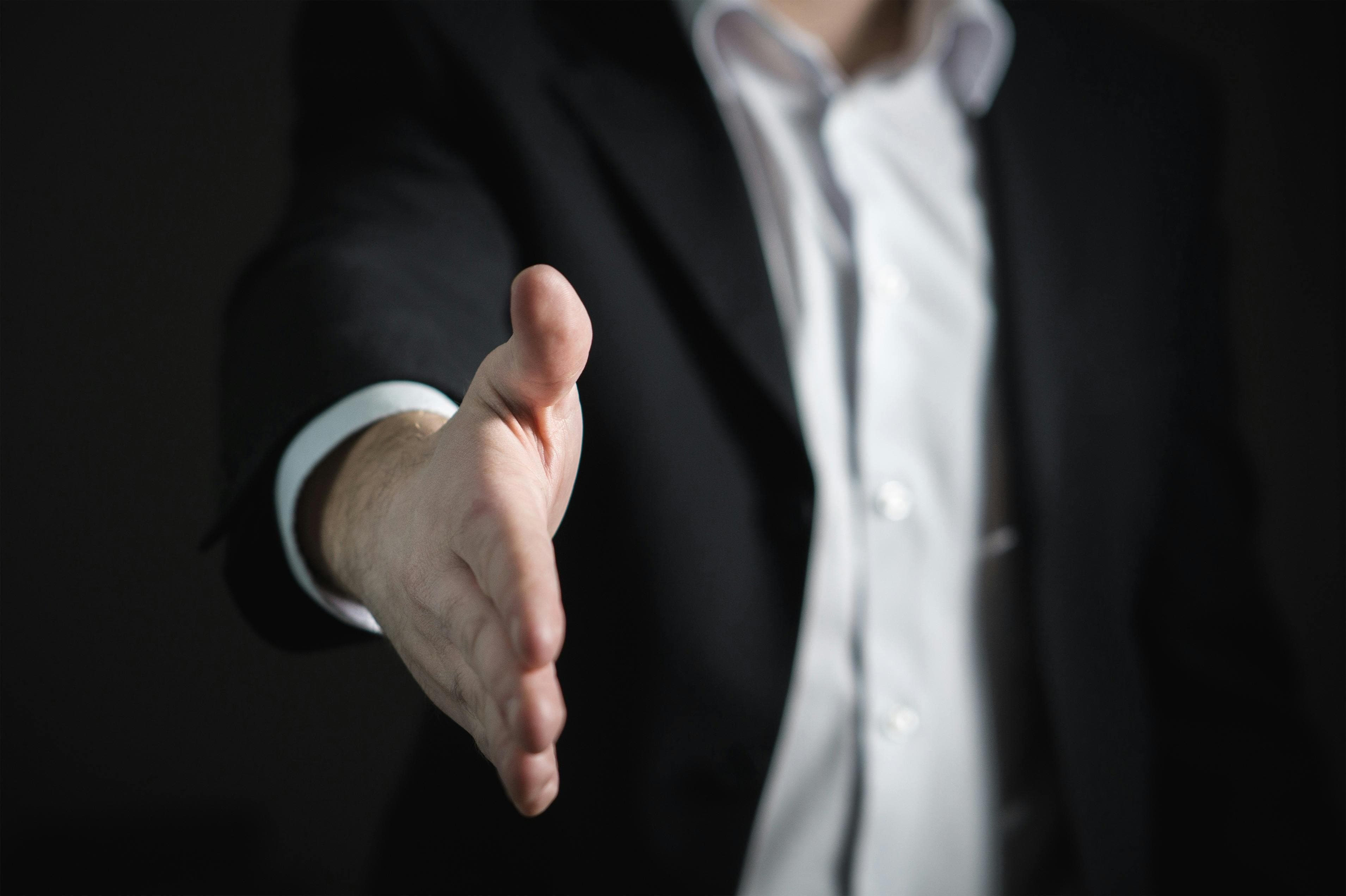 Te-ai răzgândit sau ești nemulțumit de consultantul actual?